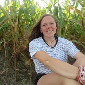 Meet your Posher, Amy